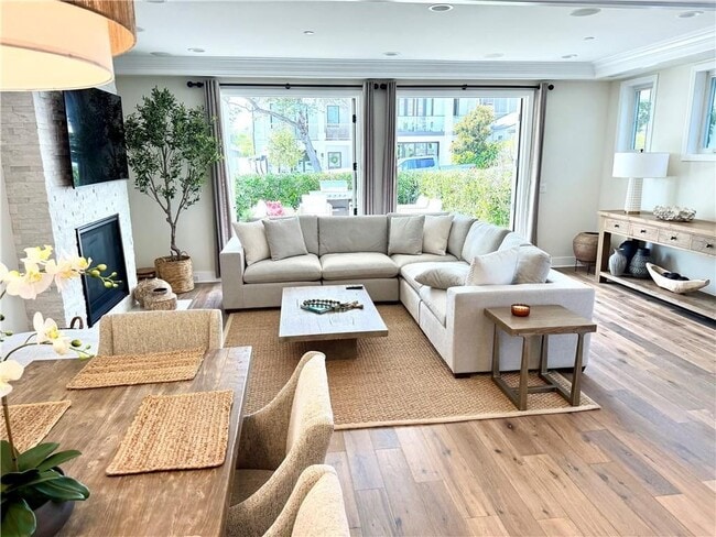 Photo - 512 Jasmine Ave