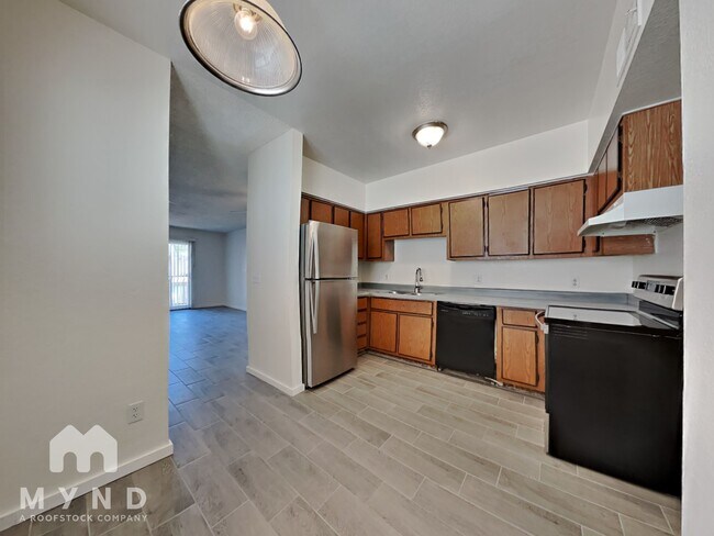 Photo - 2828 E Tierra Buena Ln Unit 201