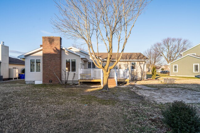 Photo - 521 Harbor Rd