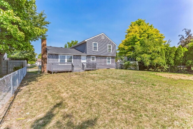 Photo - 2411 Blue Rock Blvd