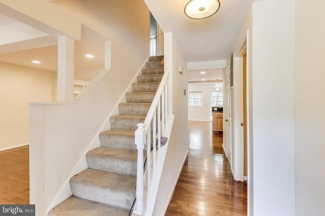 Photo - 1337 Crockett Ln