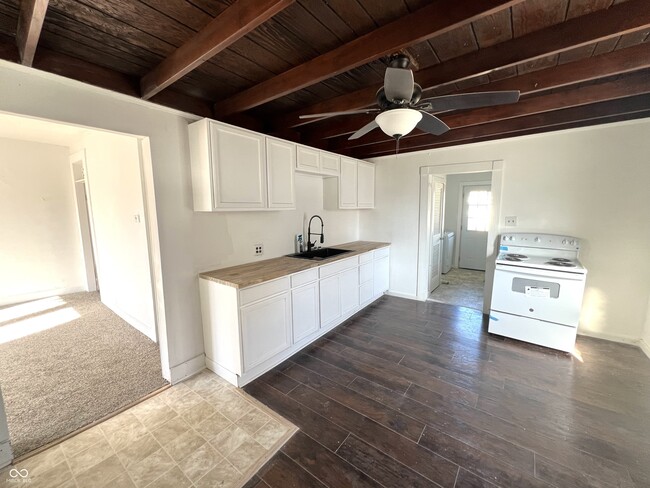 Photo - 231 E South C St