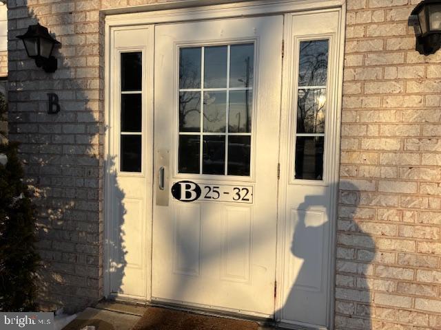 Building Photo - 26 Park Ave Unit B28