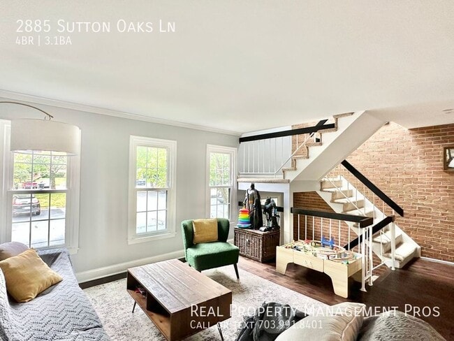 Photo - 2885 Sutton Oaks Ln