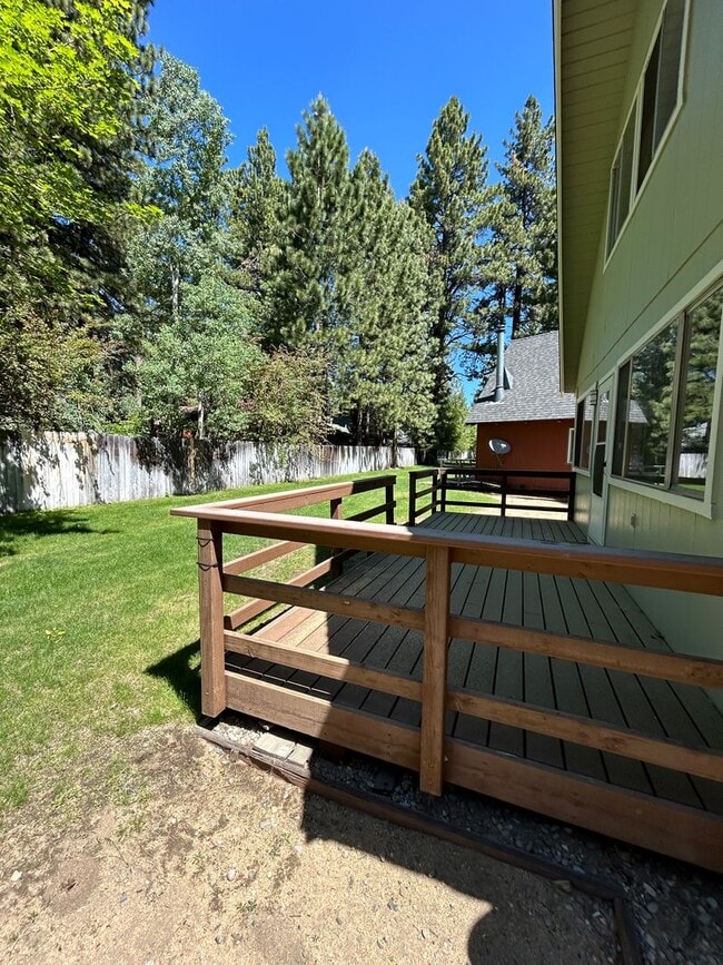 Photo - Highland Woods Neighborhood * Renovated 2 Bed + Huge Loft, 2 Bath House