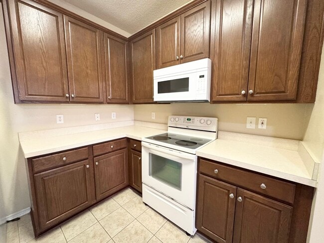 Photo - Conway - 3 Bedroom / 3 Bedroom Townhouse