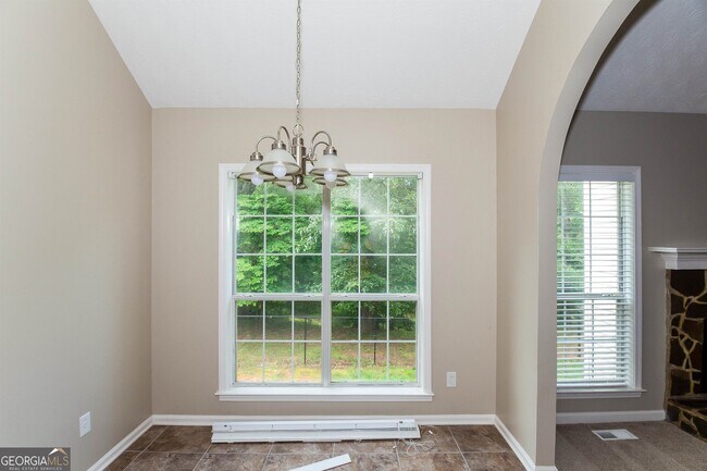 Photo - 121 Aristocratic Way