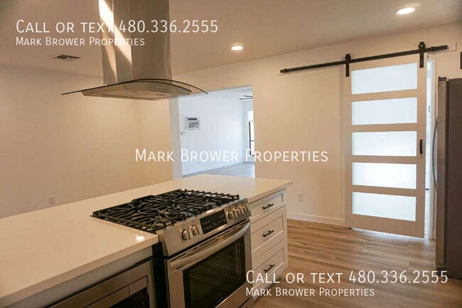 Photo - 713 S Darrow Dr