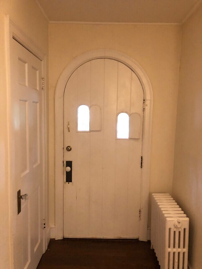 Photo - 4739 16th St N