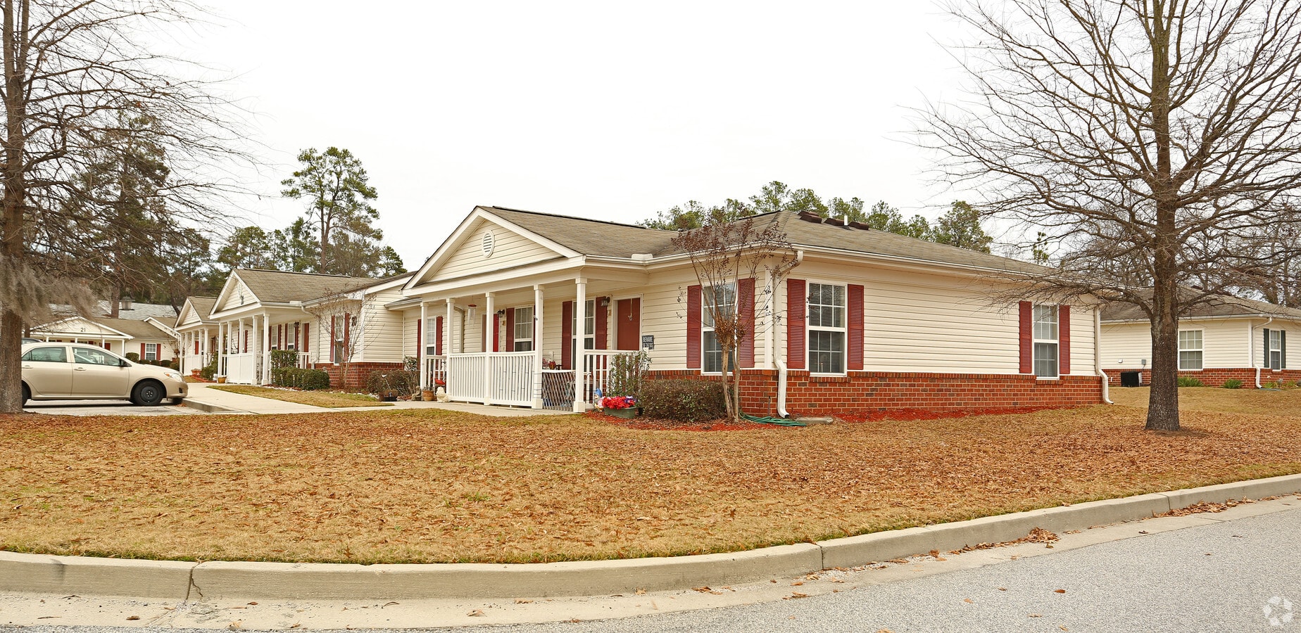 Building Photo - Augusta Springs Apartamentos