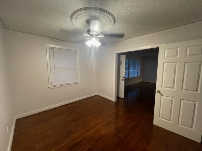 Photo - 3224 Bronx Rd