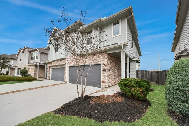 Building Photo - 22658 Sutherland Bend Ln