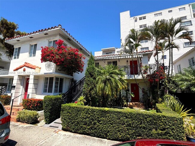 Building Photo - 609 76th St