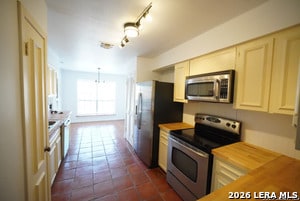 Photo - 7926 Broadway Unidad 102