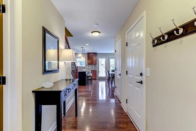 Photo - 3430 Chestnut Ln