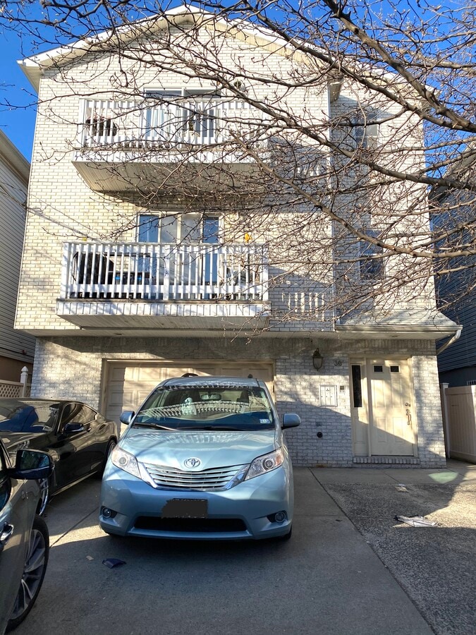 Photo - 30 Johnson St Apartment Unit 1