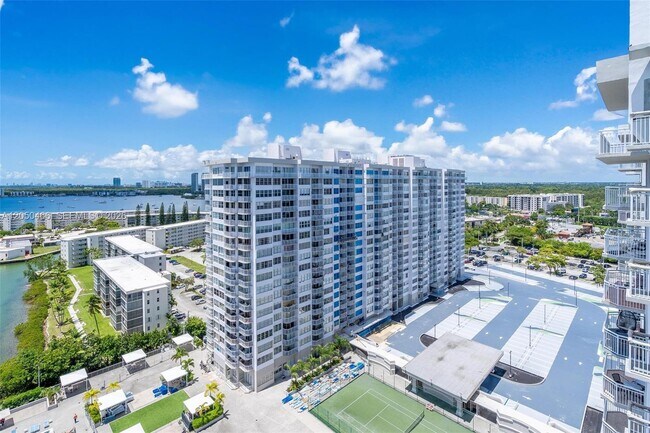 Photo - 18081 Biscayne Blvd Unidad 1903