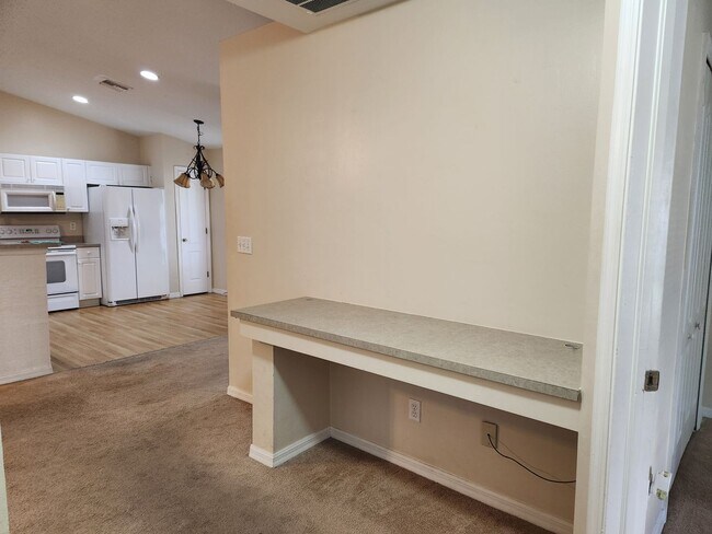 Photo - 1224 Bayou St E