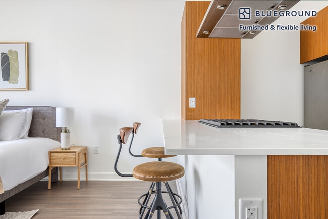 Photo - 500 N Lake Shore Dr Unit FL37-ID436