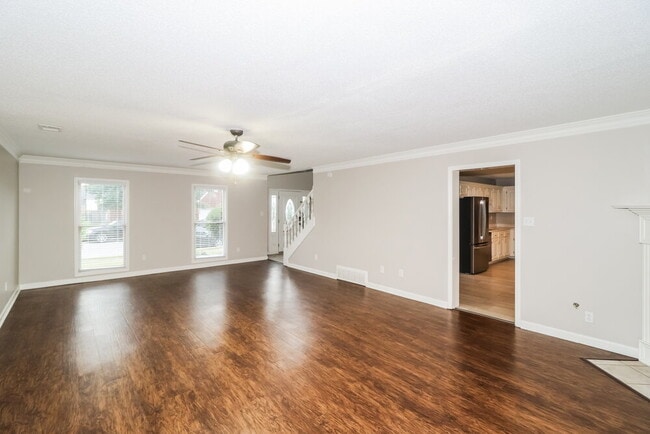 Photo - 300 N Ericson Rd