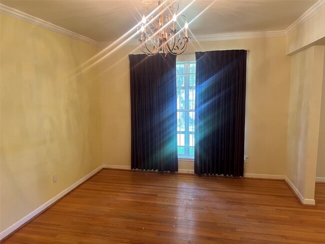 Photo - 3715 Latma Dr