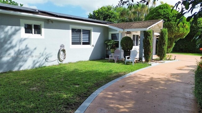 Photo - 10965 SW 116th St