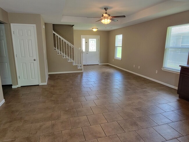 Photo - emi1075 Unit 1075