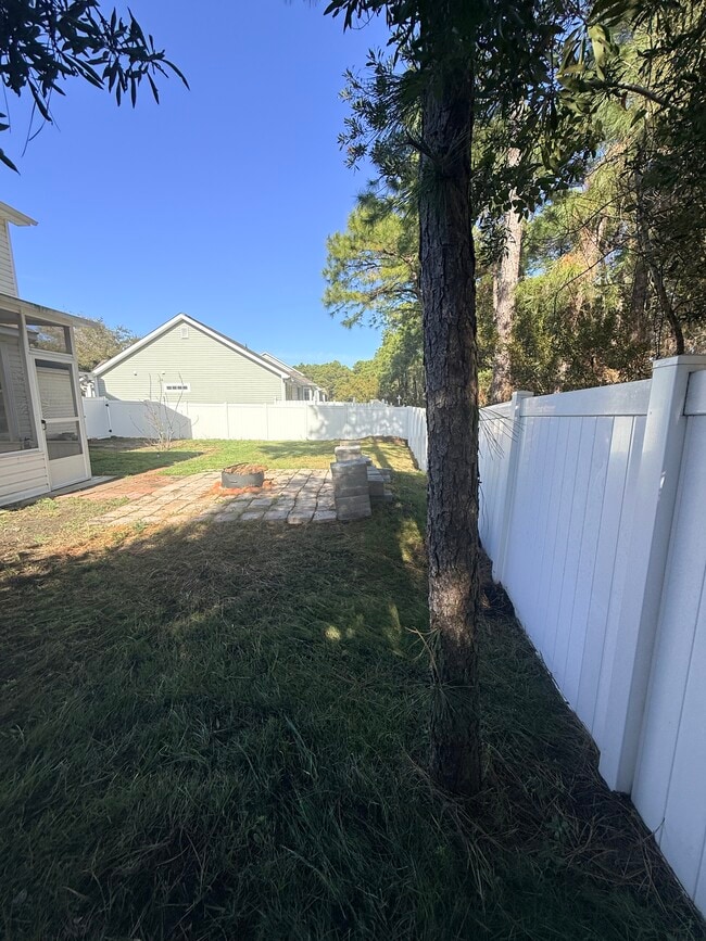 Photo - 834 Indianola Ct