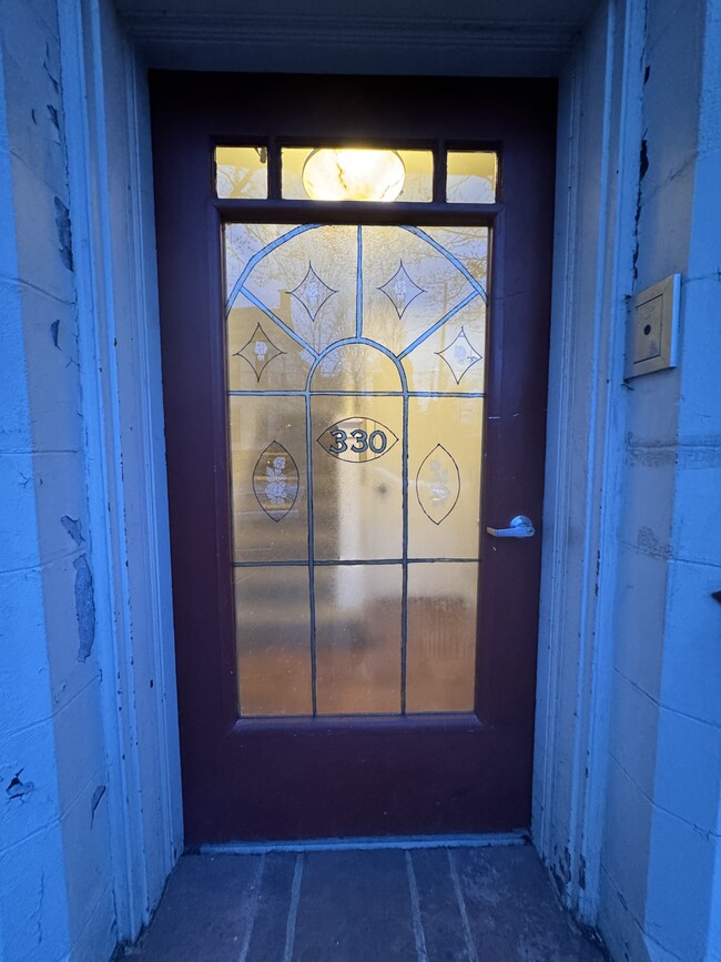 Photo - 330 Park Ave Unidad #2