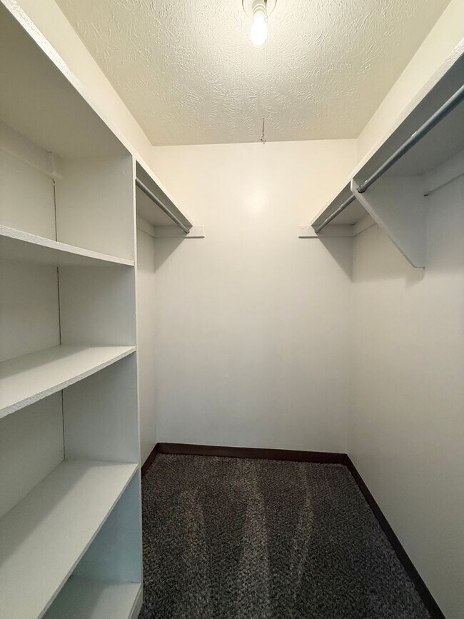 Photo - 712 W Mission Ave