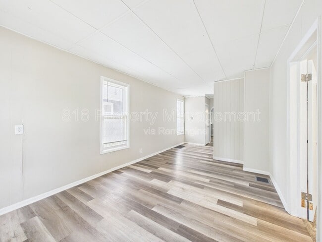 Photo - 1222 S 40th St
