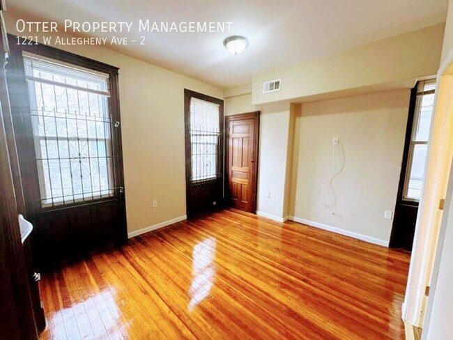 Photo - 1221 W Allegheny Ave Unit 2