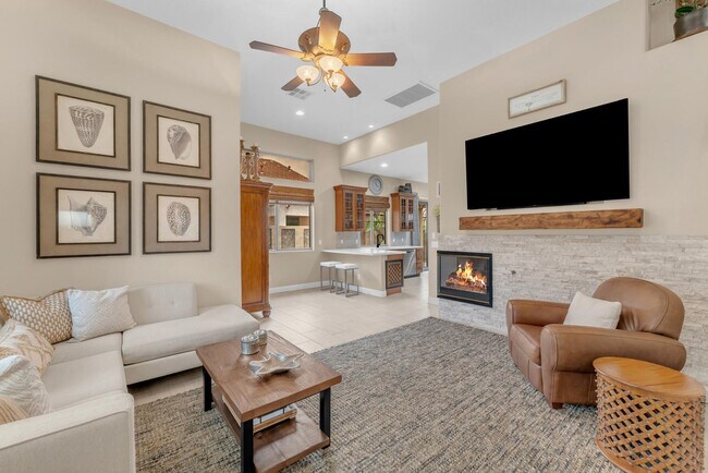 14265 W Lexington Ave