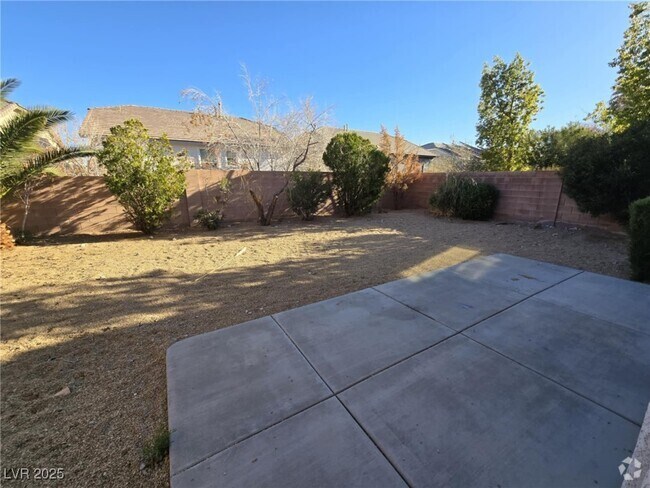 Building Photo - 10815 Silver Lace Ln Rental
