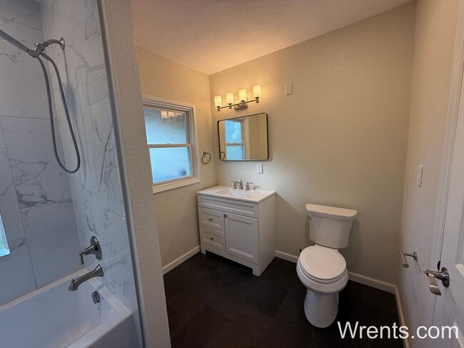 Photo - Cute 3 Bed/2 Bath Home Audubon area