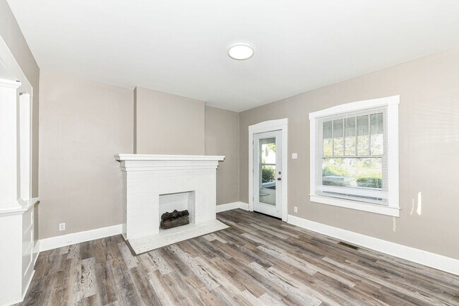 Photo - 3848-50 North Capitol Avenue Unit 3848