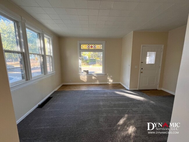 Photo - 517 W 9th St Unit Apt. 1
