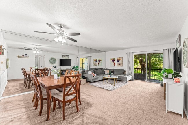 Photo - 866 SW 9th St Unit 201