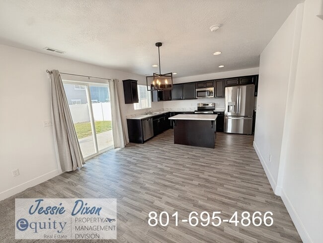 Photo - 1822 W Parkview Dr