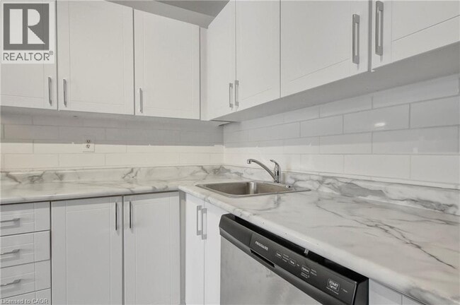 Photo - 6530 Glen Erin Dr