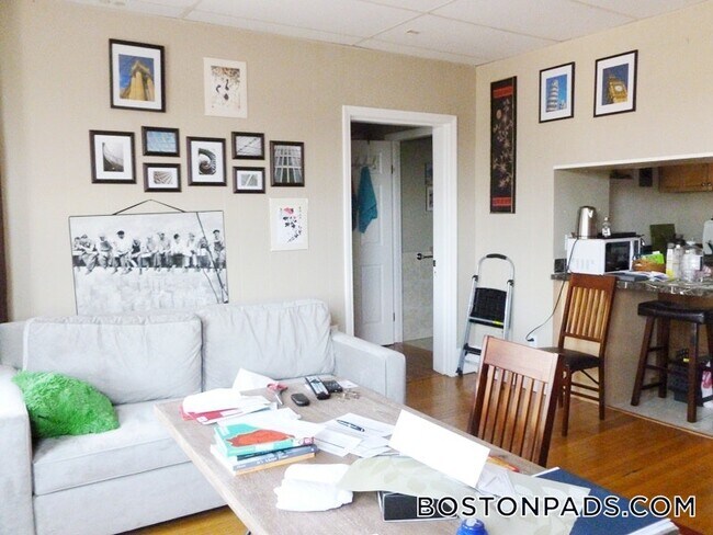 Photo - 879 Beacon St Unidad 41