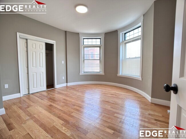 1914 Beacon St Unit 1