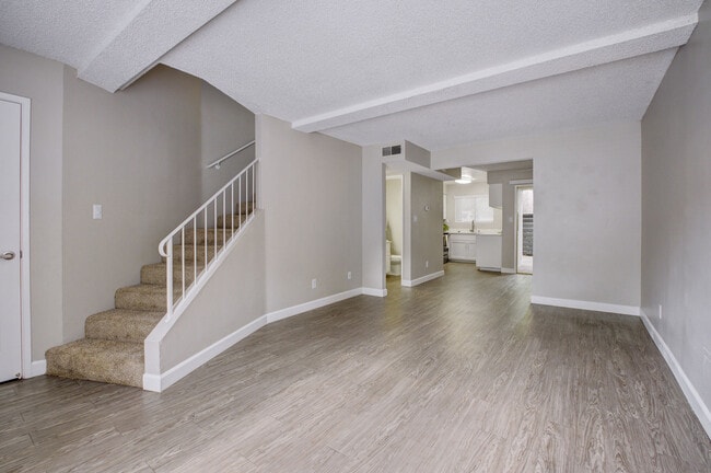 Waverly Flats