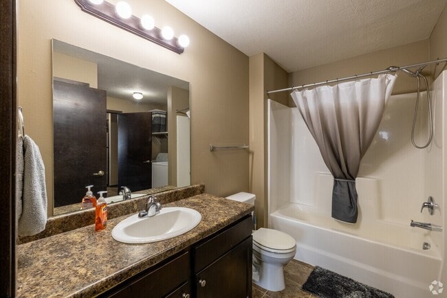 Villas at Canyon Creek Apartments