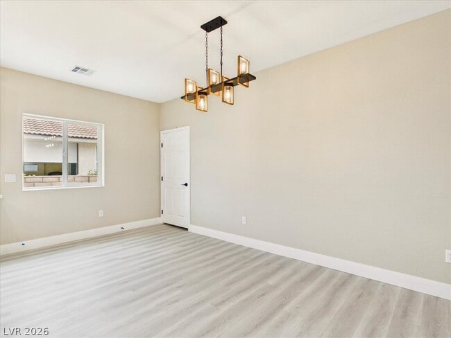 Photo - 1740 Jerome Ln