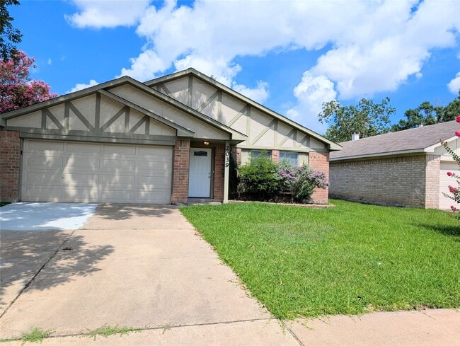 Building Photo - 2039 Wigmaker Dr