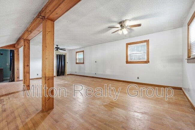 Photo - 1184 Jim Christian Rd