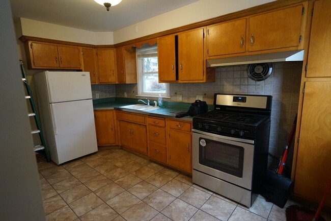 Building Photo - 3427 Shirley Rd Rental