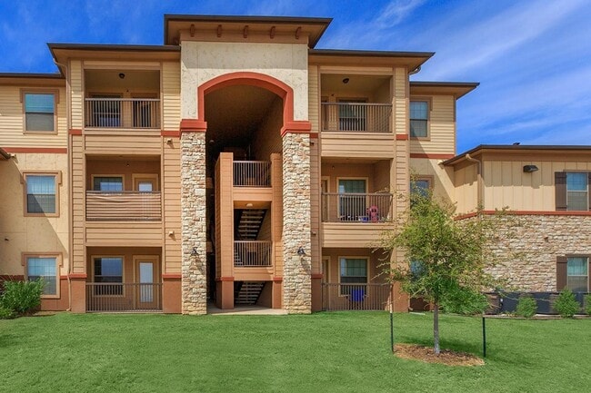 Building Photo - 202 Aquero Blvd Unit #202