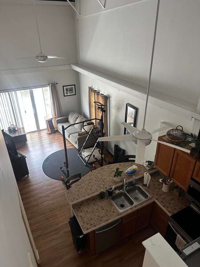 Photo - 431 NE Baker Rd